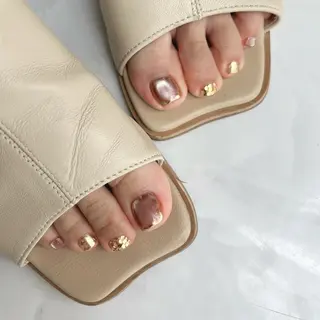 ネイル パラジェルサロン 大人女性が通うサロンのネイルデザイン