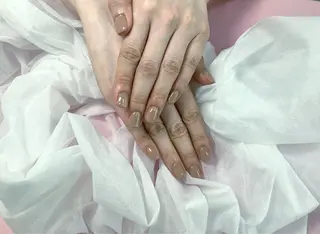 ネイル pink ladyサロン所属・べ にのネイルデザイン