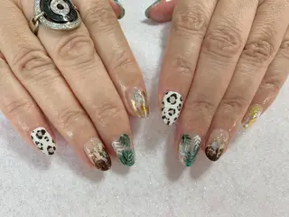 ネイル 手塚 里奈のネイルデザイン