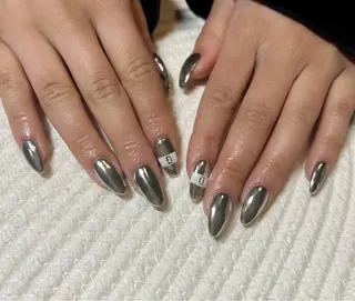 ネイル liberté (リベルテ)のネイルデザイン