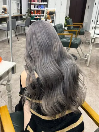 ロング maino /ブリーチカラー🩰のヘアスタイル