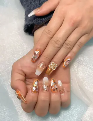 ネイル ENsalon AKIRAのネイルデザイン