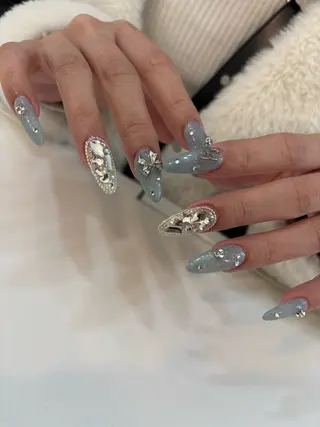 ネイル studio Roze所属・studio Rozé maiのネイルデザイン