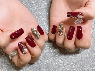 ネイル VIERU 🌈🎀💖のネイルデザイン