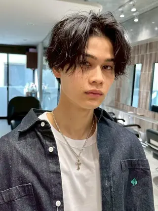 ミディアム Farbe 【メンズ限定】のヘアスタイル