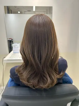 セミロング カラー 🩰ニシムラヒカリ 半個室salon♡*のヘアスタイル