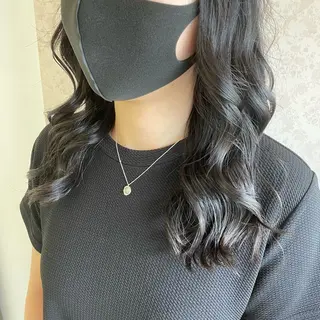 セミロング ヒヨシ ルナのヘアスタイル