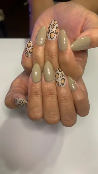 ネイル sharetrust 🐳AKEのネイルデザイン