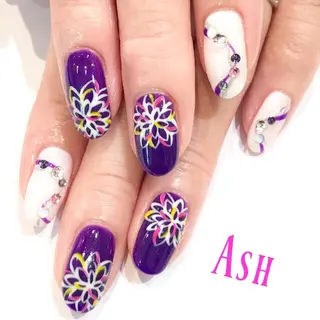 ネイル 🩵NORIKO 上品ネイルが得意🩵のネイルデザイン