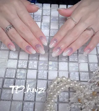 ミディアム めぐみのネイルサロン 惠のネイルデザイン