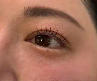 マツエク・マツパ eye lash  Lucia 難波所属・ひらおか ういの眉毛・アイブロウイメージ