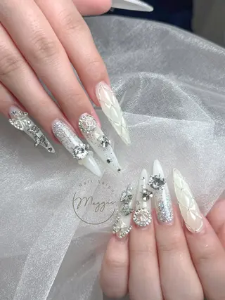 ネイル Maggie Nail🦩のネイルデザイン
