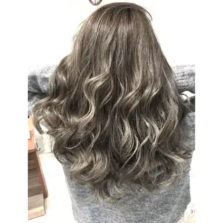 ロング カラー 井上 一平のヘアスタイル