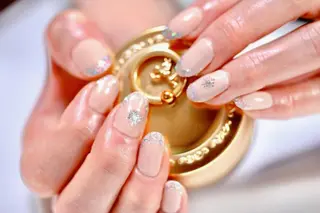 ネイル ママリンド　志村坂上店所属・しみ えんのネイルデザイン