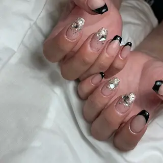 ネイル PEACE minariのネイルデザイン