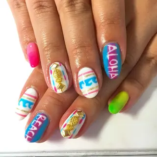 ネイル clover nailのネイルデザイン