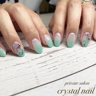 ネイル Crystal Nailのネイルデザイン