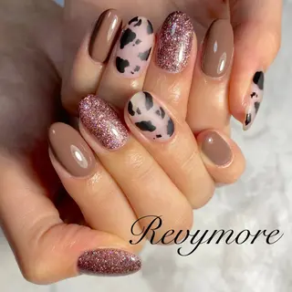 ネイル nail salon Revymore所属・nail salon Revymoreのネイルデザイン