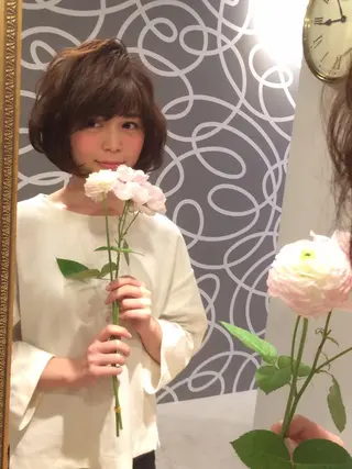 ショート カラー パーマ ヘアアレンジ SALOWIN Frente店所属・個室で似合わせ好印象 🧡外山弥千代のヘアスタイル