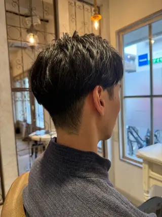 メンズ 髪質改善／似合わせ ショート／芝　圭佑のヘアスタイル