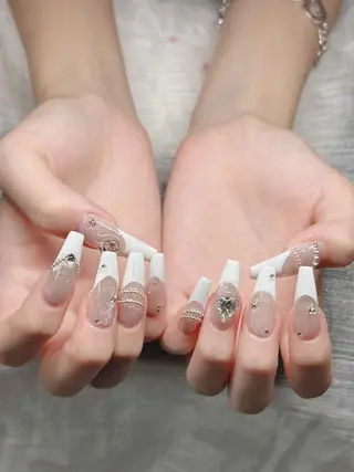 ネイル Lee Nailsのネイルデザイン