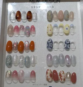 ネイル Lisse銀座 Akuのネイルデザイン