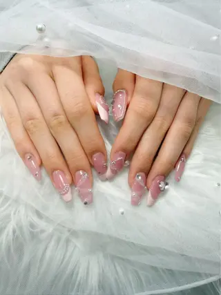 ネイル 🌈 Laule'aのネイルデザイン