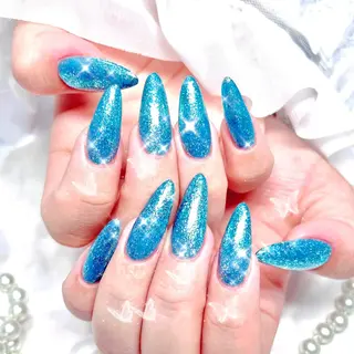 ネイル queens nailsalonのネイルデザイン