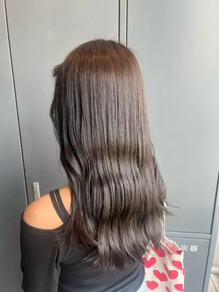 セミロング ダブルカラー寒色系 ボリューム改善ハヤトのヘアスタイル