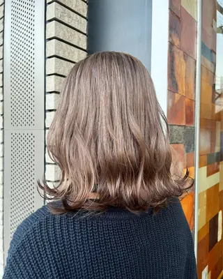 ミディアム カラー ichiyo所属・i sのヘアスタイル