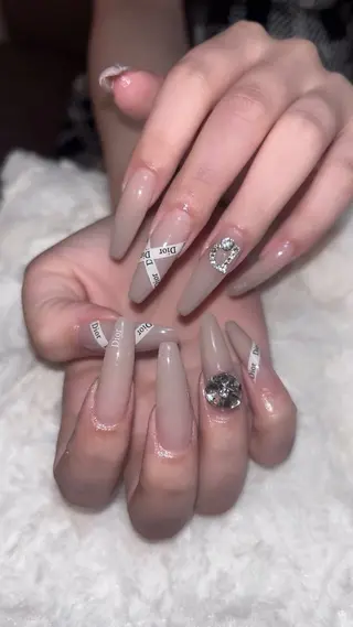 ネイル 名古屋ワンホンネイル 沙理亜のネイルデザイン