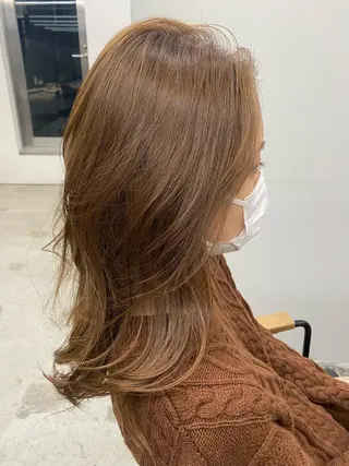 セミロング カラー 上田 エミのヘアスタイル