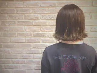 ミディアム カラー ヘアアレンジ 藤井 菜緒のヘアスタイル