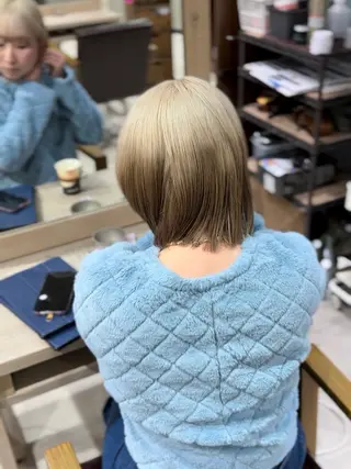 ミディアム ルーツカラー/ デザインカラー/井川のヘアスタイル