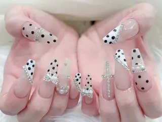 ネイル MoMoA Nail ネイル長さ出し専門店のネイルデザイン