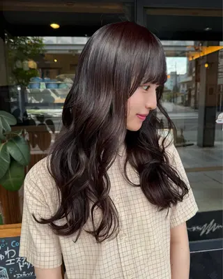 ロング カラー ヒナ子🦋 ブリーチカラーのヘアスタイル