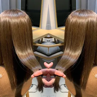 ロング TERU ADACHIのヘアスタイル