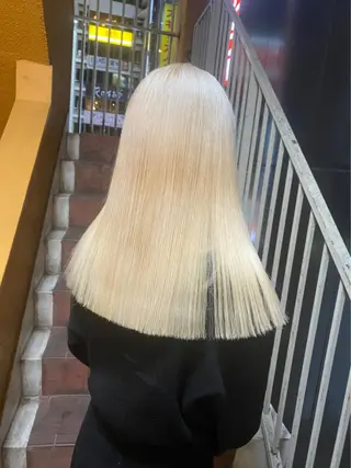 ロング カラー 🌟トップデザイナー 高橋🌟のヘアスタイル