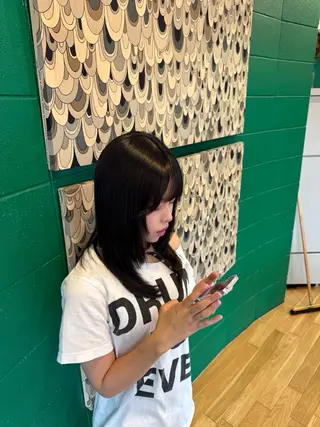 セミロング 八木 琴実のヘアスタイル