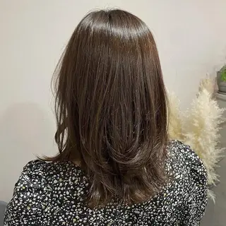 ミディアム nene .のヘアスタイル
