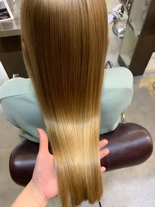 ロング 平野 優奈のヘアスタイル