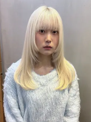 セミロング 🫐寒色系カラー 🫐ヤマナカリリカのヘアスタイル