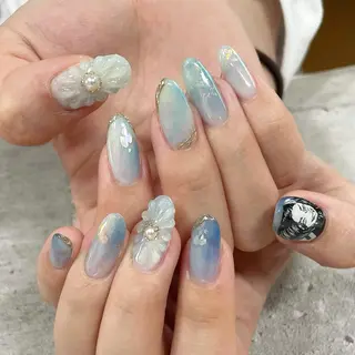 ネイル 東 千夏のネイルデザイン