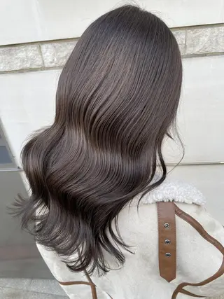 セミロング カラー 🫧髪質改善🫧 神田紗来のヘアスタイル