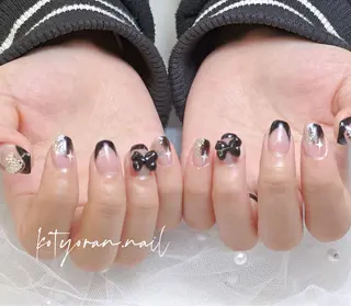 ネイル Mona【パラジェル ・長さ出し専門店】のネイルデザイン