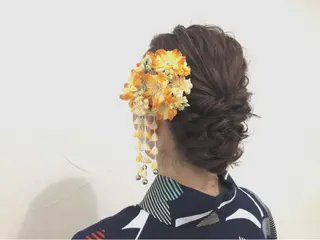 セミロング ヘアアレンジ トレンドヘアーに🌈 川村　静香のヘアスタイル