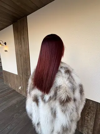 ロング カラー FaMe所属・森本 麻比のヘアスタイル