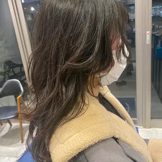 ロング 渡邊 桃香のヘアスタイル