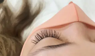 マツエク・マツパ ラルース所属・ラルース ヘアのマツエク・マツパデザイン