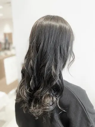 ロング ✨髪質改善が大好評✨ 美容室lic近藤✨のヘアスタイル